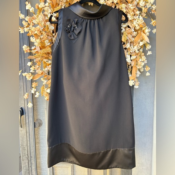 Simply Vera Vera Wang Dresses & Skirts - SIMPLY VER Vera Wang Simple Black Dress